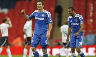 Vùi dập Tottenham, Chelsea vào chung kết