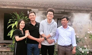 Buổi gặp mặt đặc biệt giữa mẹ con chị Ma Thị Bích Thu (Hà Nội) với các thầy giáo cứu con trai thoát khỏi đuối nước. 