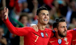 Ronaldo tỏa sáng rực rỡ giúp Bồ Đào Nha chiến thắng