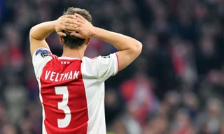 Hậu vệ Ajax không tin vào thất bại