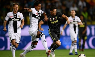 Ronaldo đang tịt ngòi trong màu áo Juventus