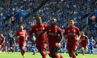 Liverpool giữ mạch toàn thắng