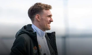 Fletcher đã ra sân tập cùng các thành viên M.U