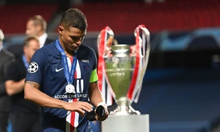 Thiago Silva sẽ đến Chelsea.