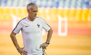 Tương lai của Didier Deschamps đang bị đe dọa.