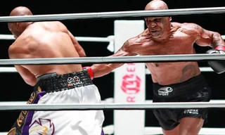 Mike Tyson thi đấu ra sao ở trận 'tái xuất giang hồ'?