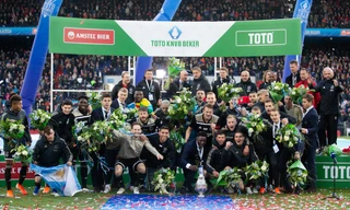 Ajax giành danh hiệu đầu tiên ở mùa giải 2018-19