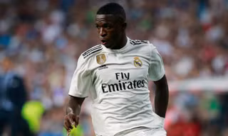 Vinicius Jr. lần đầu tiên xuất hiện ở đội một Real Madrid 