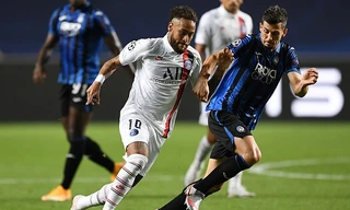 Neymar có hàng loạt pha qua người ấn tượng trước Atalanta.