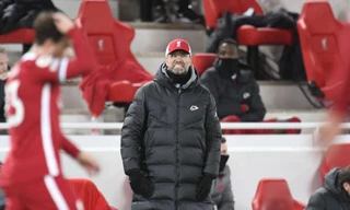 HLV Jurgen Klopp bất lực trước Burnley.