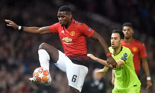HLV M.U tố cáo Real Madrid ‘chơi xấu’ trong vụ Paul Pogba
