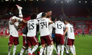 Arsenal đã đoạt vé vào tứ kết cúp Liên đoàn Anh