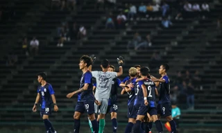 Các cầu thủ U22 Campuchia ăn mừng chiến thắng