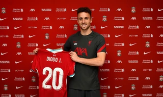 Diogo Jota mặc áo số 20 ở Liverpool.