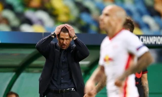 HLV Simeone bất lực với bàn thua ở phút 88