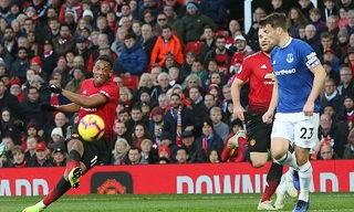 Video bàn thắng M.U 2-1 Everton: Martial chói sáng