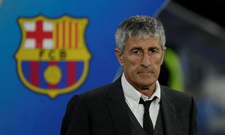 Barcelona không muốn trả tiền bồi thường cho HLV Quique Setien.