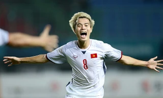 Nguyễn Văn Toàn lần đầu đá chính ở ASIAD 18