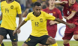 Akram Mahinan ở trận lượt đi với tuyển Việt Nam