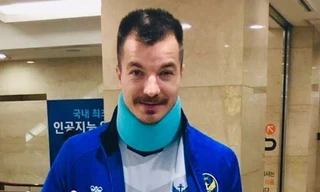 Stefan Mugosa dính chấn thương nặng ở cổ. Ảnh: Incheon United