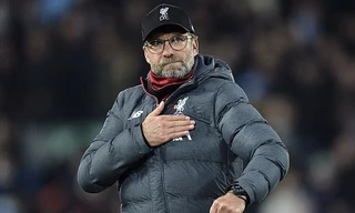 HLV Jurgen Klopp ăn mừng chiến thắng trước Man City.