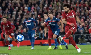 Mohamed Salah đi vào lịch sử Liverpool