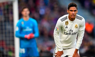  Raphael Varane phải nghỉ thi đấu 1 tháng