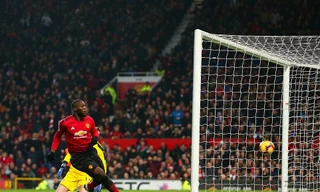 VIDEO: M.U bất lực trước Crystal Palace, tụt xuống hạng 7