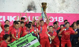 Vinh quang chào đón tuyển Việt Nam. Ảnh: Như Ý