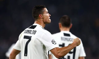 Cristiano Ronaldo có nguy cơ vắng mặt ở trận đấu với Ajax