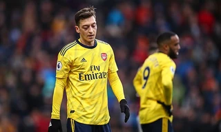 Mesut Ozil là cầu thủ hưởng lương cao nhất Arsenal.
