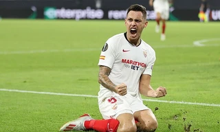 Sevilla thể hiện sức mạnh vượt trội trước Wolves.