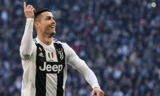 Ronaldo lập cú đúp trước Sampdoria