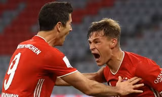 Bayern đại thắng, Lewandowski lọt top 3 chân sút vĩ đại nhất Champions League