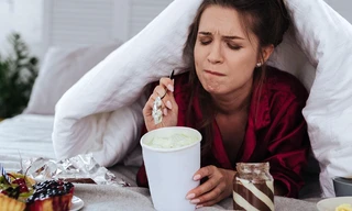 Những thói quen xấu vào ban đêm khiến nhan sắc xuống cấp nhanh, cải thiện ngay còn kịp!