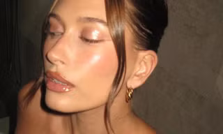 Xu hướng makeup hứa hẹn khuấy đảo Hè này: Vibe sương sương gợi cảm