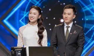 Chung kết năm Olympia 23: MC Khánh Vy tiến bộ vượt bậc nhưng vẫn bị trừ điểm