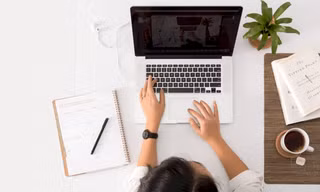 Năm học mới bắt đầu với hình thức online, teen gặp khó vì vấn đề liên quan đến công nghệ