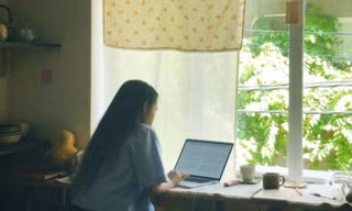 Khởi hành đến “trạm dừng chân mùa hè”: Ba quán cà phê vừa đọc sách vừa chill