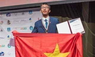 Nam sinh trường Ams đạt điểm cao nhất kỳ thi Olympic Vật lý Châu Á - Thái Bình Dương