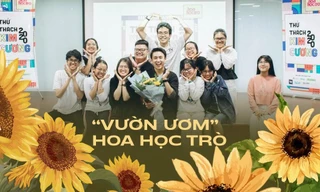 30 năm Hoa Học Trò ra số đầu: Nhớ thơ vang lên trong buổi sinh hoạt dưới cờ