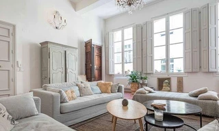 Home décor: Bí quyết một cô gái Pháp trang trí căn hộ khiến không gian trông sang hẳn