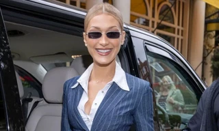 Bella Hadid chiếm sóng tin tức thời trang với những bộ trang phục ấn tượng