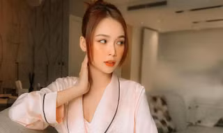 Rò rỉ hậu trường clip 'giường chiếu' Sam mặc đồ ngủ quay talkshow khiến Vnet 'đảo điên'