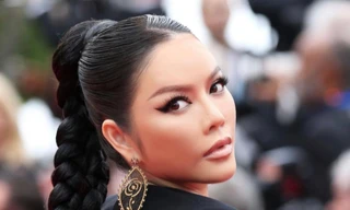 Dân tình 'sốc' khi cuối cùng 'nữ đại gia kim cương showbiz Việt' cũng công khai tình yêu mới 