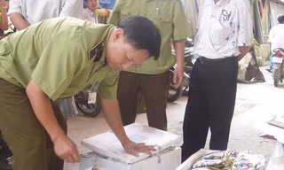 Nhiều biện pháp kiểm soát thị trường Tết Nguyên đán