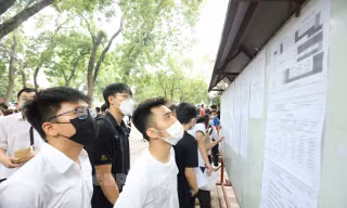 Điểm chuẩn Trường ĐH Khoa học Xã hội và Nhân văn Hà Nội hạ nhiệt
