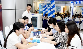 Trường Đại học Kinh tế Quốc dân điều chỉnh điểm sàn tăng 2 điểm so với Đề án tuyển sinh