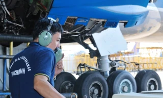 Thu nhập đến 50 triệu đồng/tháng, ngành Kỹ thuật hàng không vẫn 'khát' nhân lực