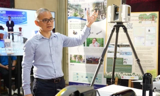 Trường Đại học tổ chức triển lãm “Rừng và Biến đổi khí hậu”